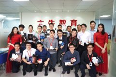天資教育集團(tuán)男生節(jié)，用“告白”撥動(dòng)他的心